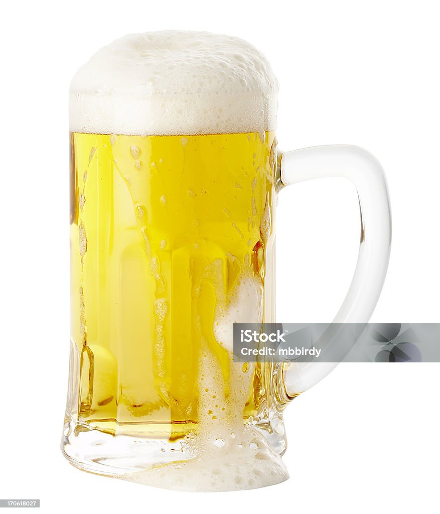 Piwo, na białym tle - Zbiór zdjęć royalty-free (Alkohol - napój)
