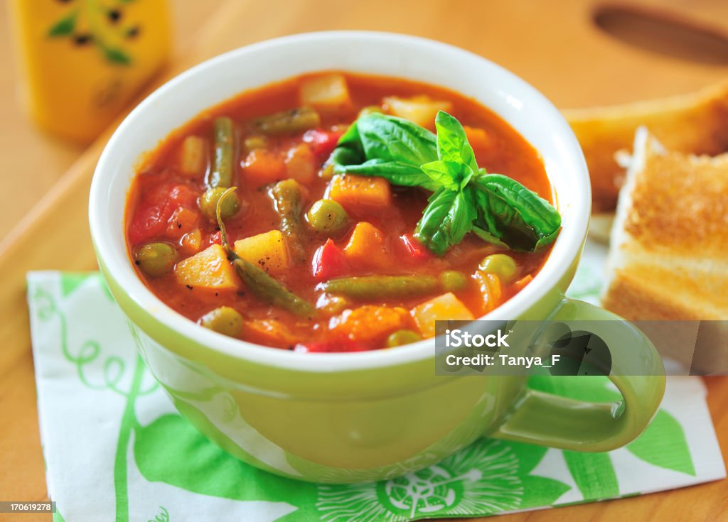 Minestrone - Foto de stock de Sopa de Legumes royalty-free