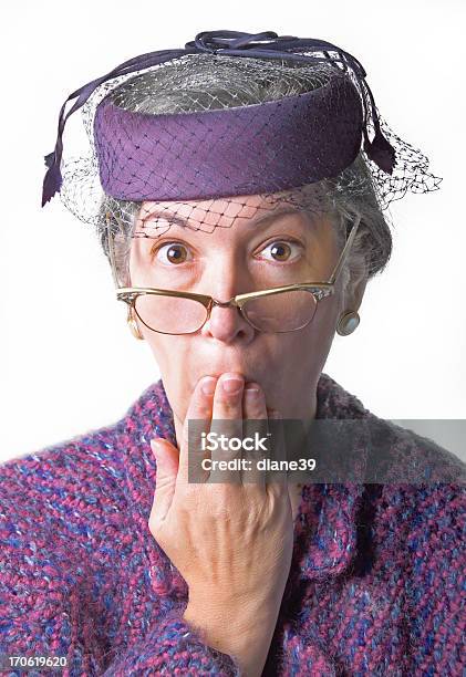 Appalled 늙음 성녀 여자 노인에 대한 스톡 사진 및 기타 이미지 - 여자 노인, 감정, 개념