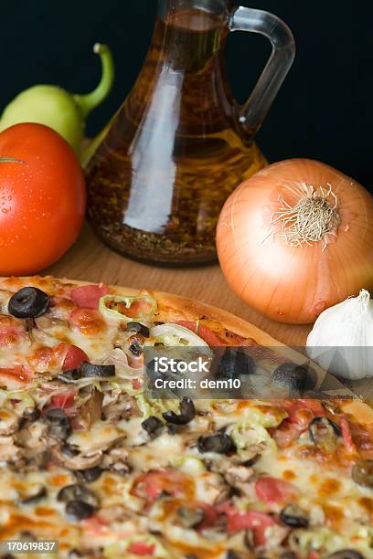 Pizzaserie Stockfoto und mehr Bilder von Fotografie - Fotografie, Garkochen, Hergestellter Gegenstand