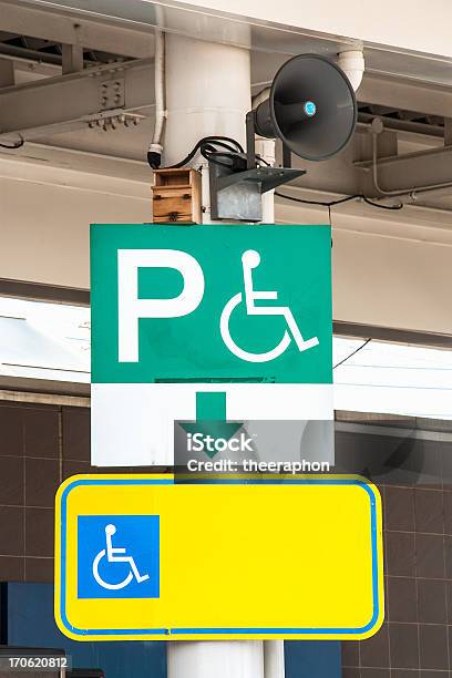 Besondere Nur Stockfoto und mehr Bilder von Abstrakt - Abstrakt, Barrierefreiheit, Behindertenzeichen
