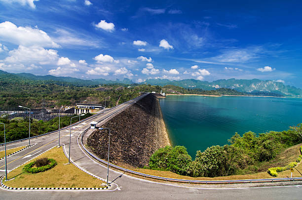 istock Ratchaprapha Dam, Khaosok is Thailand's Guilin 170627240
