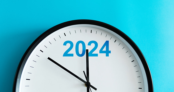 New year 2024 time clock with copy space