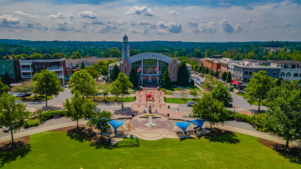 suwanee town center, suwanee gruzie - krajinářství fotky - stock snímky, obrázky a fotky