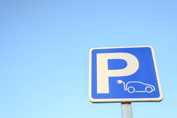 istock Electric car charging station signal, sustainable mobility. 1706641676
