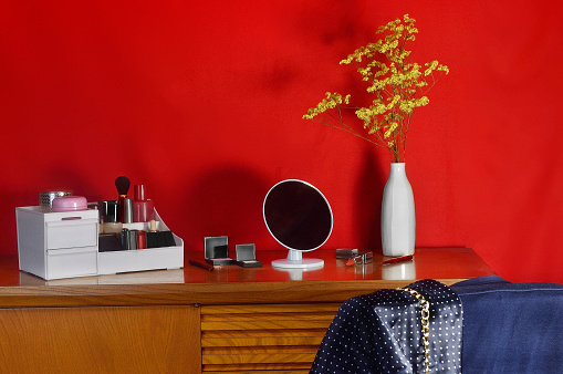 Image for Make-Up/on the Red Background//Studio Shot