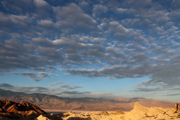 istock Sunrise in Death Valley 1707812741