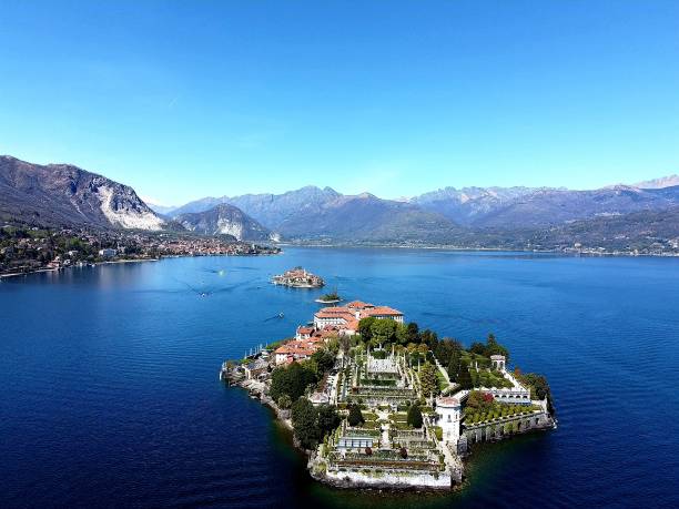 islas borromeas provincia de verbano-cusio-ossola - islas borromeas fotografías e imágenes de stock