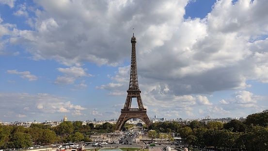 Torre Eiffel, em Paris na França;