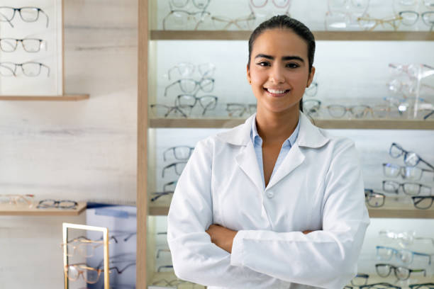 istock Eye doctor working at the optician's shop 1708007859