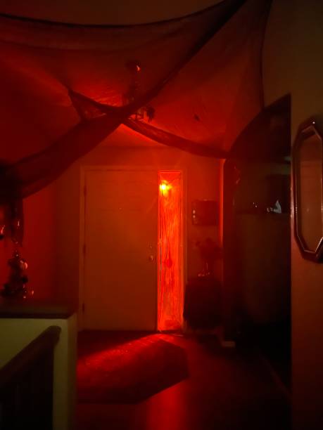istock A Haunt at the Door 1708310046