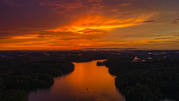 istock Lake Wedowee, Alabama 1708505090