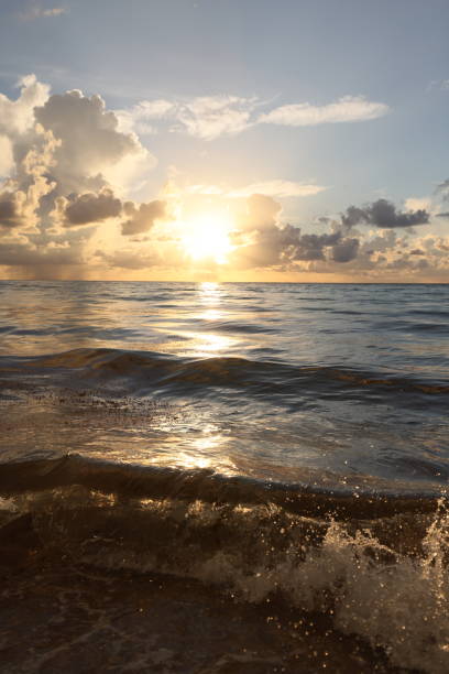 istock Sunrise in the ocean 1708574853