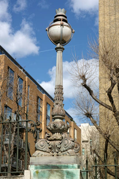 istock Street Lamp 1708600499