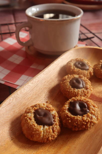 istock Chocolate cookies, shaped like sunflowers 1708961417