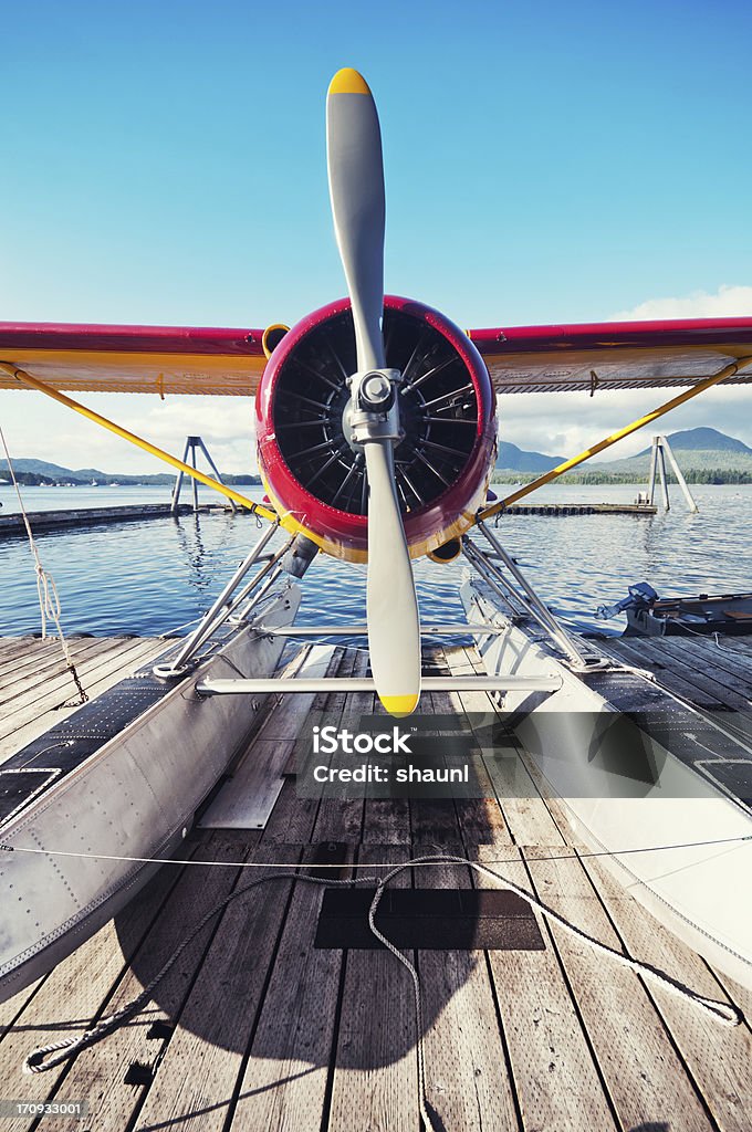 Hidroavión en el muelle - Foto de stock de Avión libre de derechos