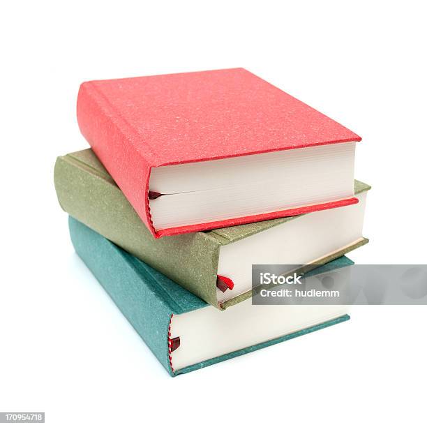Stapel Bücher Isoliert Auf Weißem Hintergrund Stockfoto und mehr Bilder von Buch - Buch, Gestapelt, Stapeln