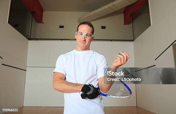 Photo libre de droit de Racketball Portrait De Joueur Balle banque d'images et plus d'images libres de droit de Racket-ball - Racket-ball, Adulte, Amateur