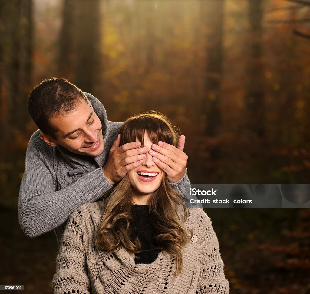 Pareja Alegre - Foto de stock de 25-29 años libre de derechos