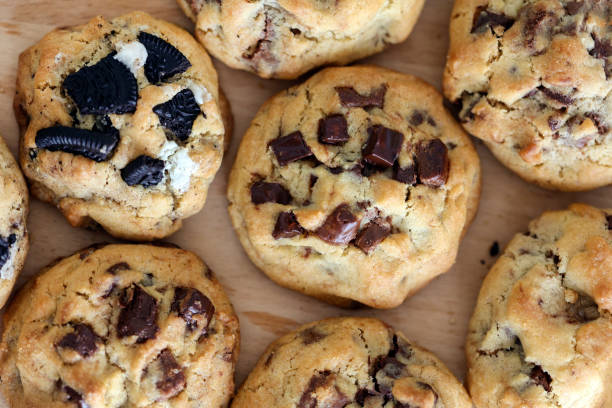 istock Homemade chocolate chip cookies 1709723081