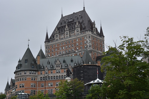 Le château Frontenac dans la ville de Québec