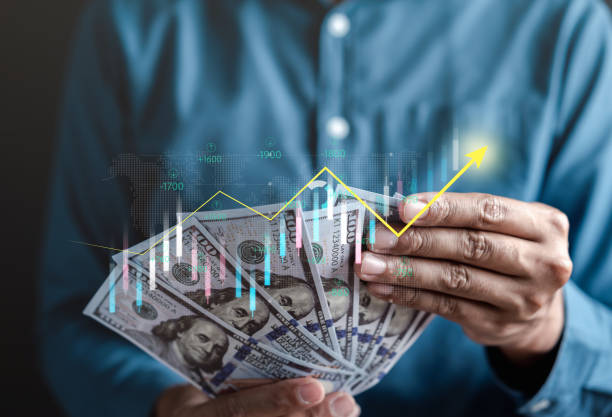 Business finance and investment with dollar banknote concept, Capital gain world money economic growth. financial graph chart invest on stock market, market report on cash currency concept finanzas e inversiones comerciales con concepto de billete de dólar, ganancia de capital, crecimiento económico del dinero mundial. gráfico financiero invertir en el mercado de valores, informe de mercado sobre el concepto de moneda en efectivo