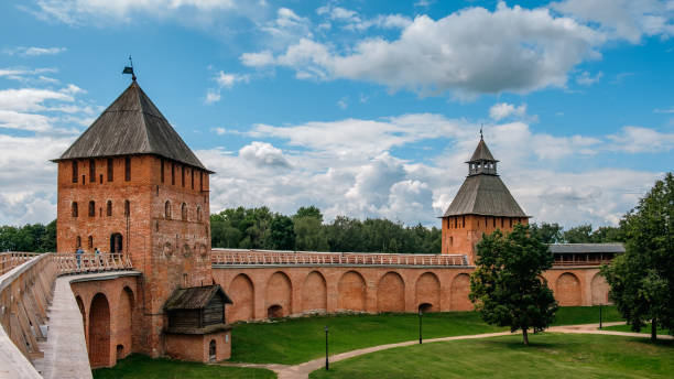 veliky novgorod cremlino - novgorod foto e immagini stock