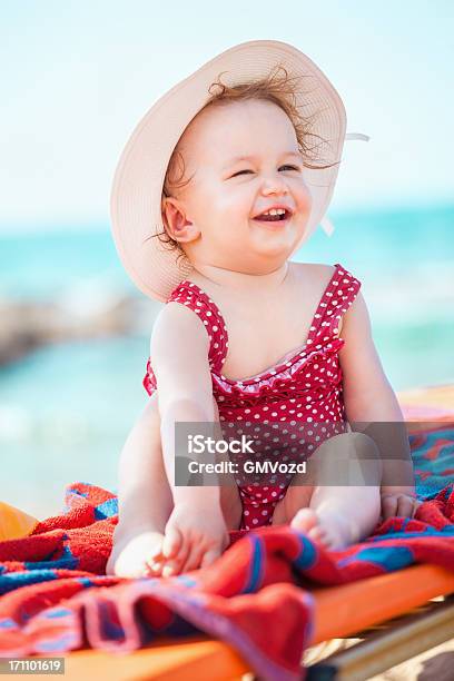 Plaża Piękno - zdjęcia stockowe i więcej obrazów 12-17 miesięcy - 12-17 miesięcy, 18 do 23 miesięcy, Blond włosy