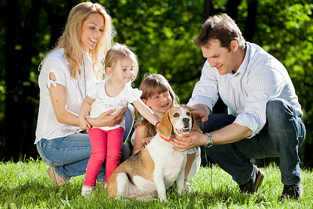 istock Family with dog 171109658