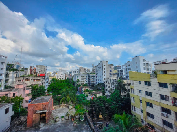 istock Beautiful Blue Sky and Building Photography 1711124120