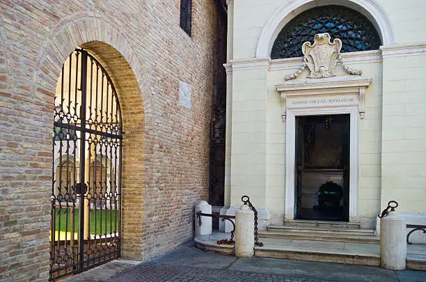 Italy, Ravenna, the Dante Alighieri tomb