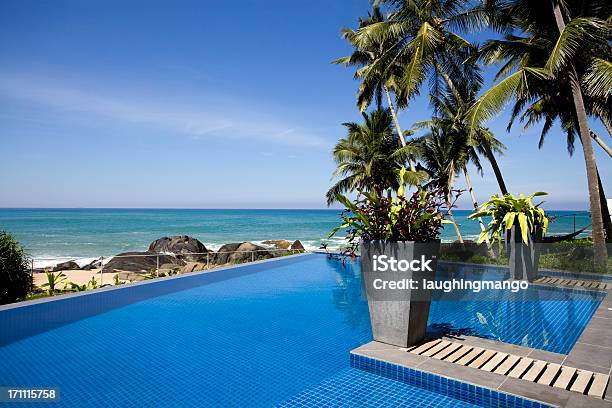 Villa Hotel Basen Sri Lanka - zdjęcia stockowe i więcej obrazów Architektura - Architektura, Basen, Basen typu infinity