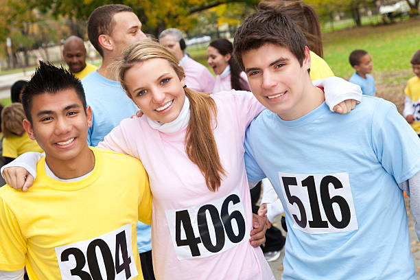 istock Young friends at a charity race 171115933