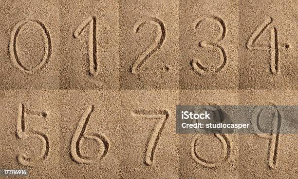 サンドアルファベット Xxxl - 砂のストックフォトや画像を多数ご用意 - 砂, 数字, 数字の1
