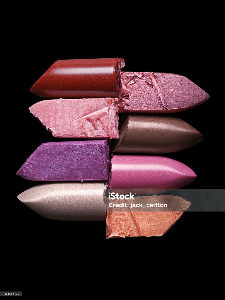 자르다 및 적재형 Lipsticks on 검정색 바탕 - 로열티 프리 검정색 배경 스톡 사진