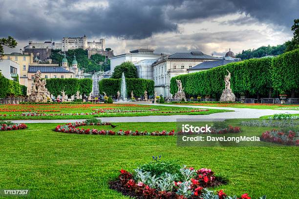 Jardins De Mirabell Em Salzburgo - Fotografias de stock e mais imagens de Salzburgo - Salzburgo, Província de Salzburgo, Wolfgang Amadeus Mozart