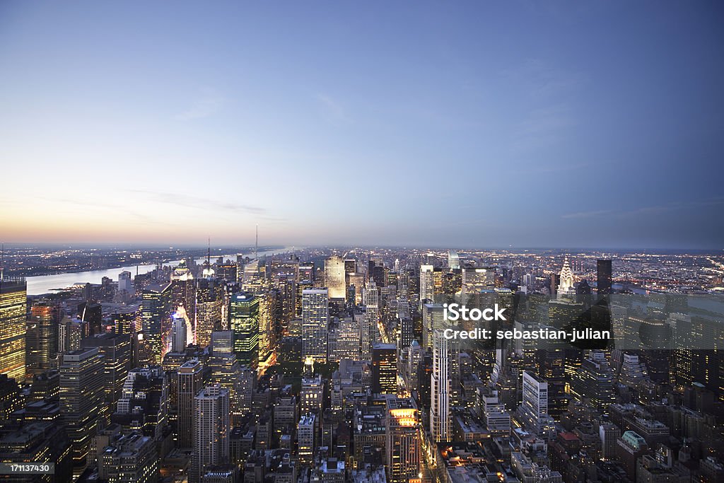 뉴욕 고층 건물 twilight - 로열티 프리 뉴욕 시 스톡 사진