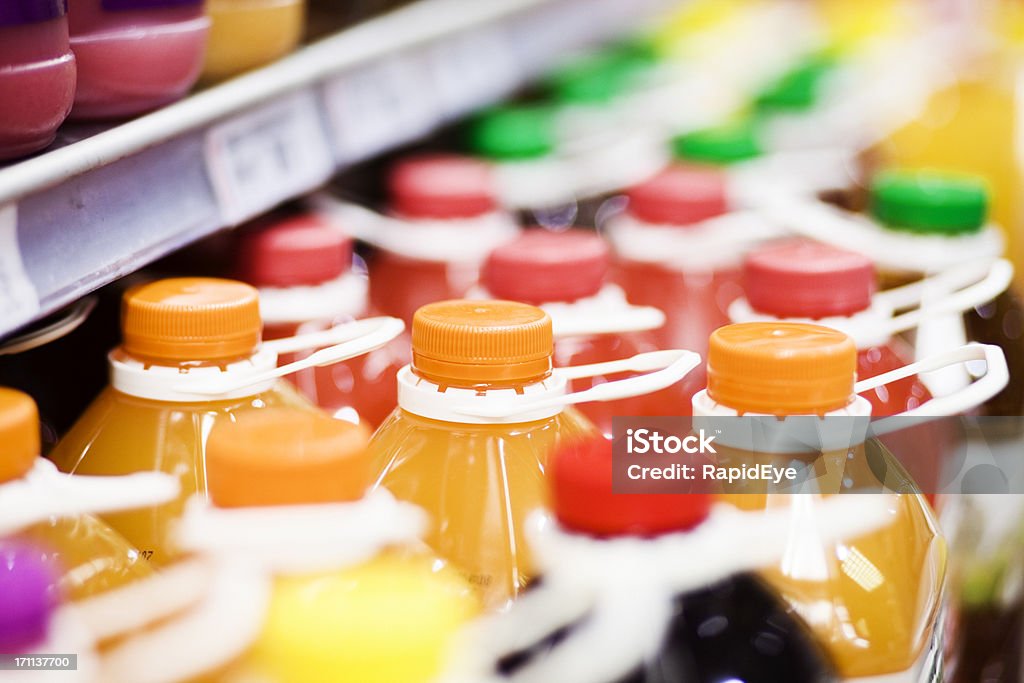 Suco em um supermercado - Foto de stock de Suco royalty-free