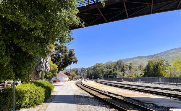 istock Pedestrian bridge over San Luis Obispo Railroad 1711433617