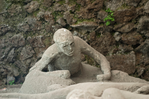 (Some plaster casts of victim of the eruption still in actual Pompeii)The city is mainly famous for the ruins of the ancient city of Pompeii, located in the frazione of Pompei Scavi.