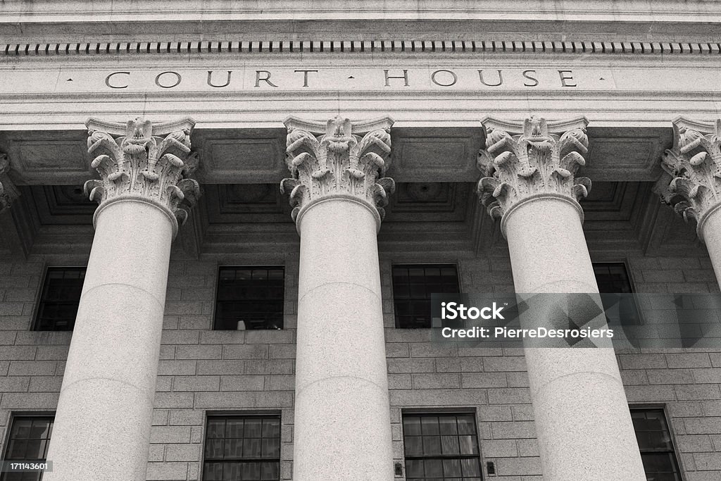 Courthouse con colonne. - Foto stock royalty-free di New York - Città