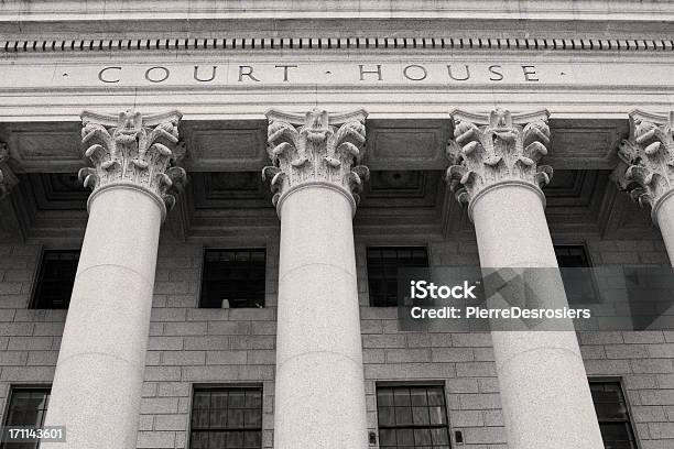 Courthouse Con Colonne - Fotografie stock e altre immagini di New York - Città - New York - Città, Aula di tribunale, Palazzo di giustizia