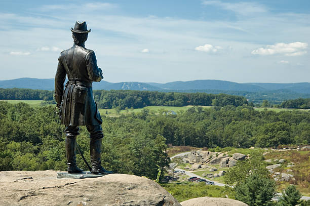 devils den da piccolo rotondo alto, si affacciano sul campo di battaglia di gettysburg - gettysburg national military park foto e immagini stock