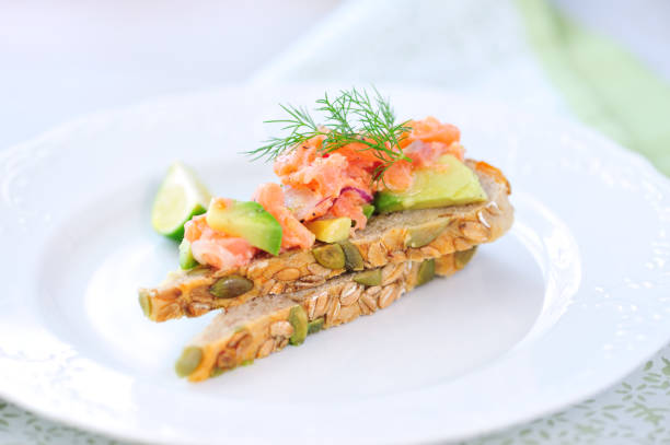 istock Salmon Tartare Snack 171144815