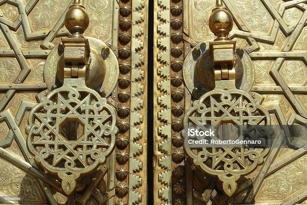 Marroquí knockers puerta - Foto de stock de Asia Occidental libre de derechos