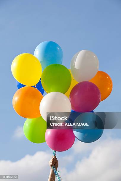 Ballons Stockfoto und mehr Bilder von Luftballon - Luftballon, Party, Helium-Luftballons