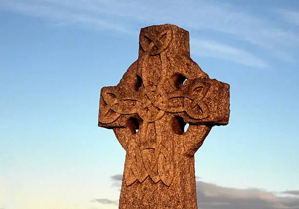 Photo of cross with celtic knot