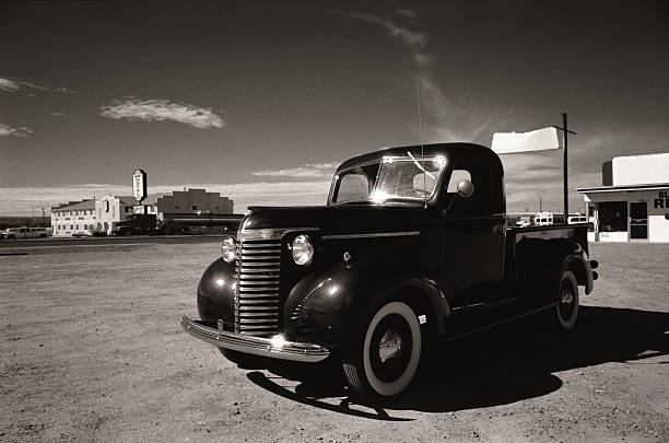 classic car-route 66 - pick up truck old car traffic stock-fotos und bilder