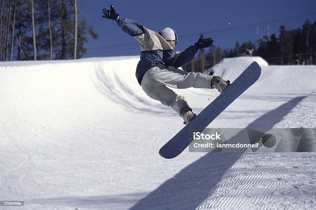 Filatura nel tubo - Foto stock royalty-free di Tavola da snowboard