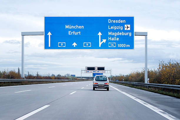 道路標識ドイツの高速道路（高速道路 - leipzig europe germany western europe ストックフォトと画像